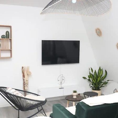 Fabuleux Bed & Breakfast Villepinte  Bagian luar foto